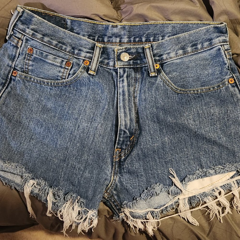 Levi's 505 size 32 Jean cutoff shorts